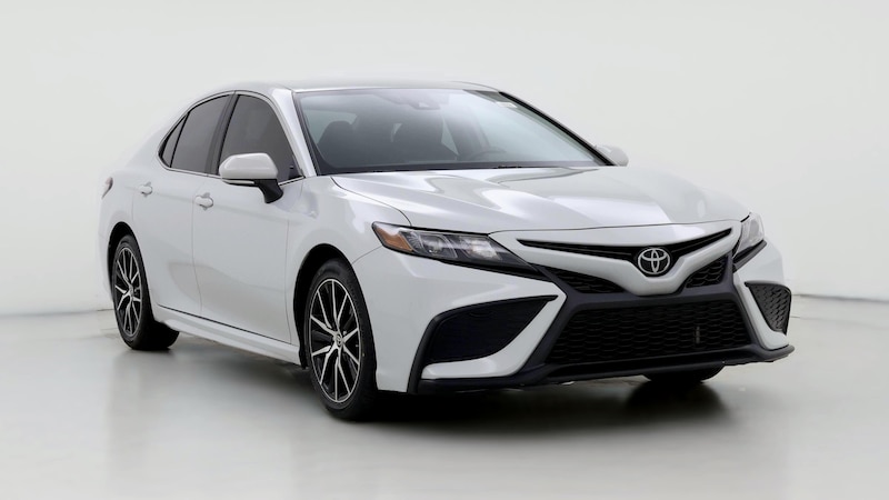 2022 Toyota Camry SE Hero Image