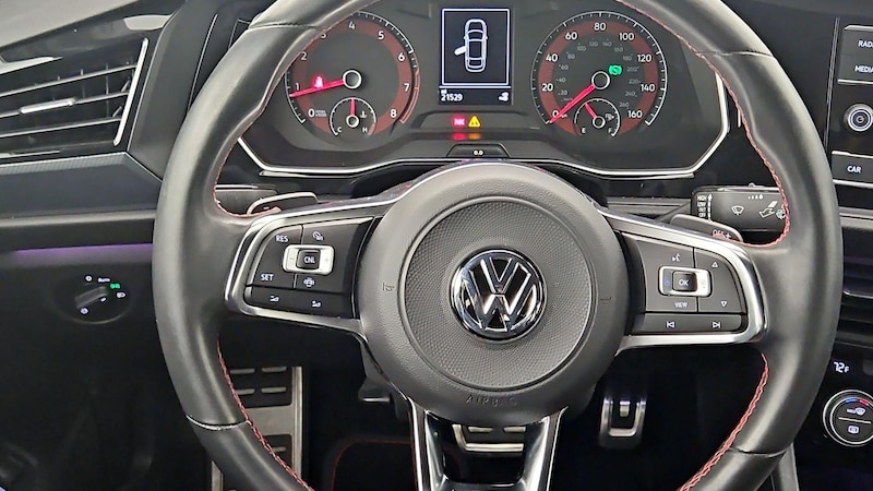 2019 Volkswagen Jetta GLI S 10