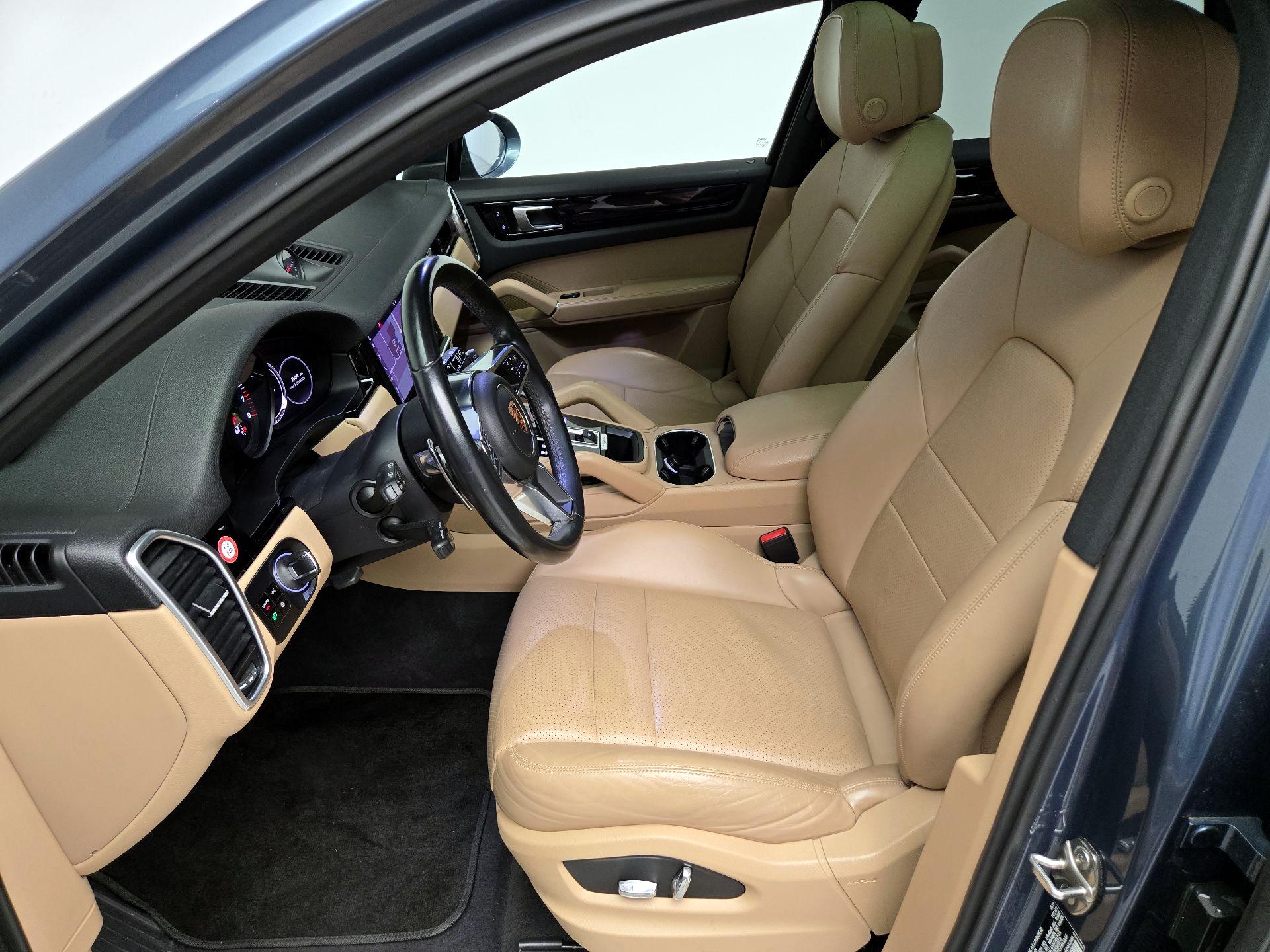 Thumbnail: 2019 Porsche Cayenne - 11
