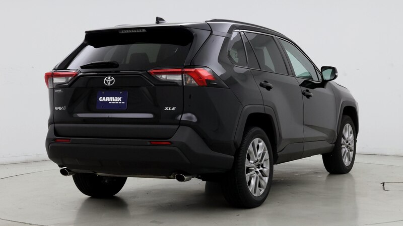 2022 Toyota RAV4 XLE Premium 8