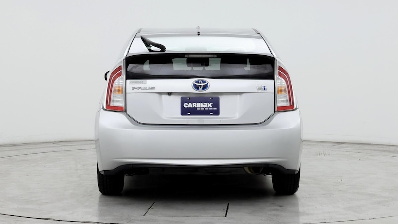 2015 Toyota Prius Two 6