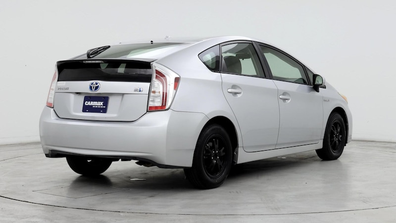 2015 Toyota Prius Two 8