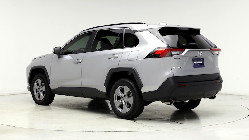 2023 Toyota RAV4 XLE 2