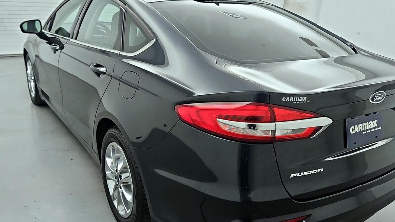 2020 Ford Fusion SE 7