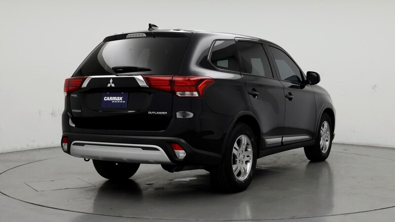 2019 Mitsubishi Outlander ES 8