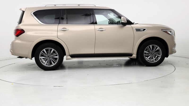 2023 INFINITI QX80 Luxe 7