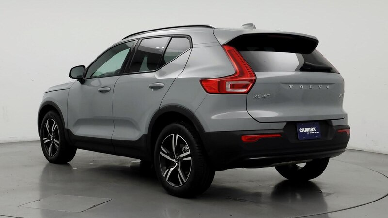 2024 Volvo XC40 B5 Core 2