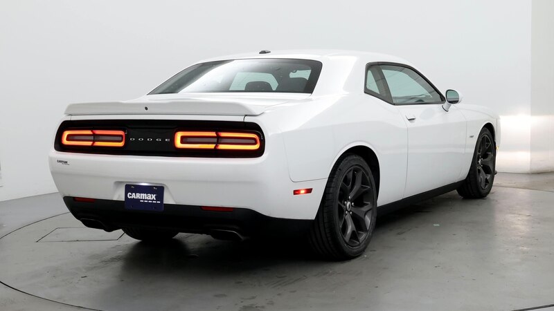 2019 Dodge Challenger R/T 8