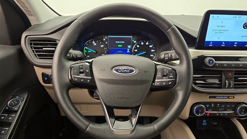 2022 Ford Escape SE 10