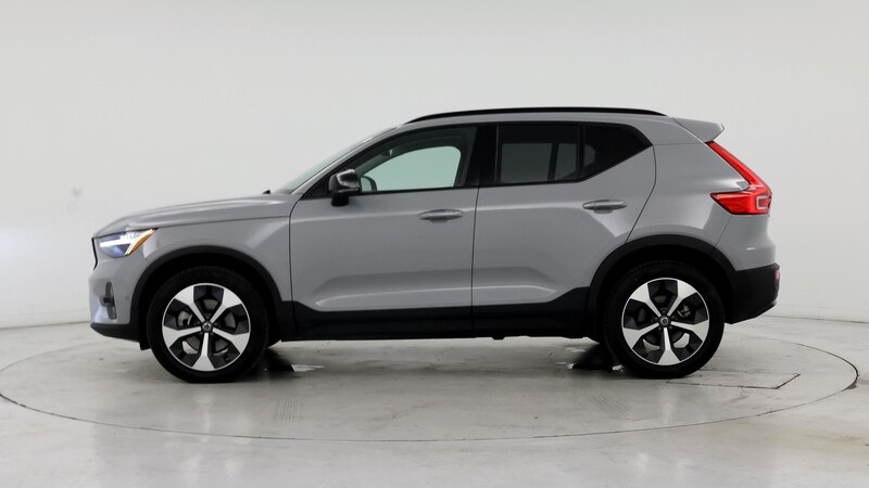 2024 Volvo XC40 B5 Plus 3