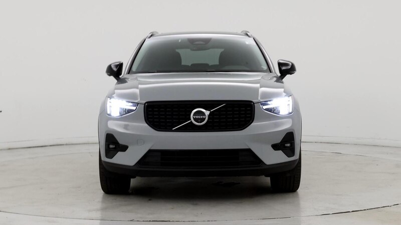 2024 Volvo XC40 B5 Plus 5