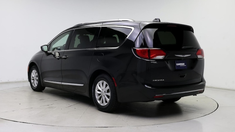 2018 Chrysler Pacifica Touring L 2