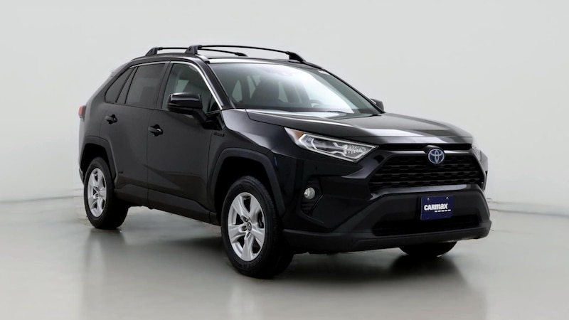 2020 Toyota RAV4 XLE Hero Image