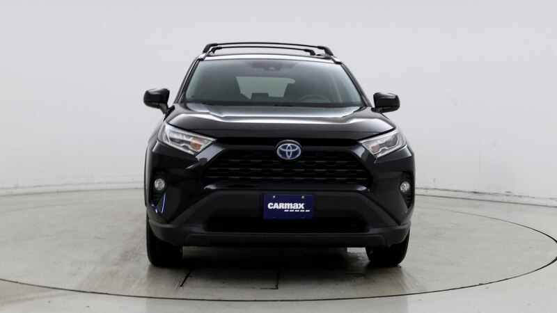 2020 Toyota RAV4 XLE 5