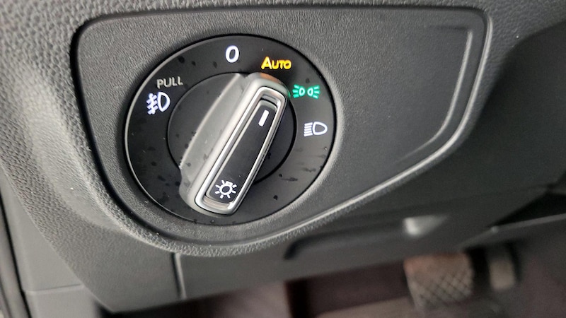 2019 Volkswagen Atlas SE 13