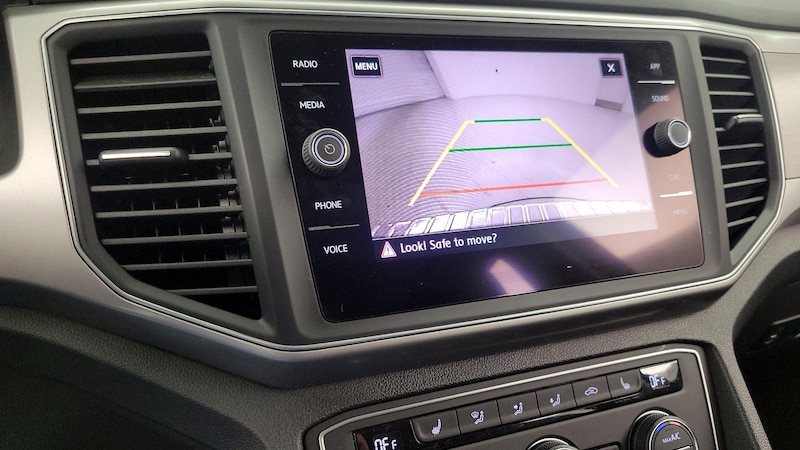 2019 Volkswagen Atlas SE 14