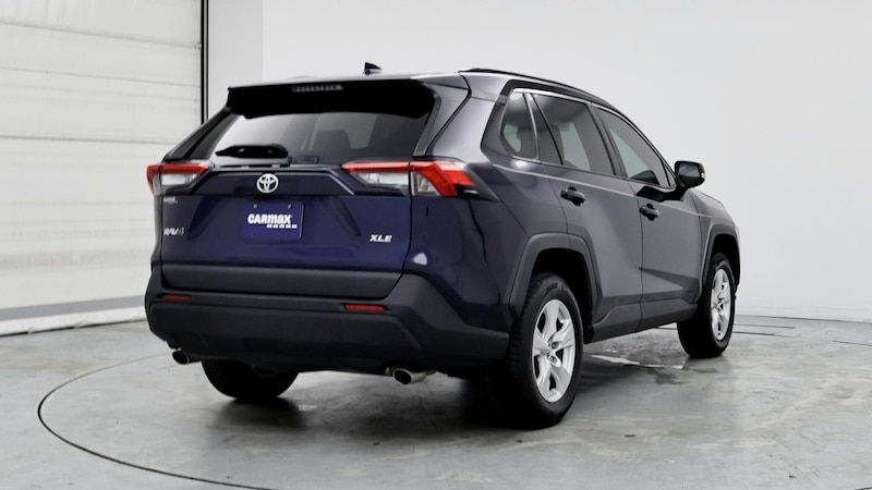 2021 Toyota RAV4 XLE 8