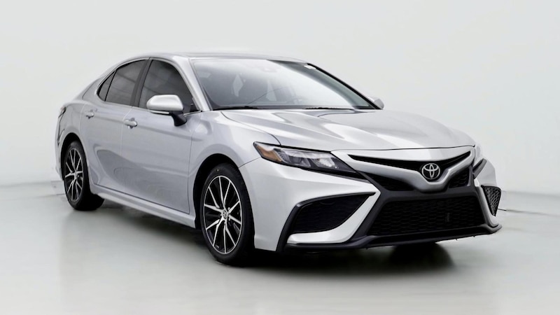 2023 Toyota Camry SE Hero Image