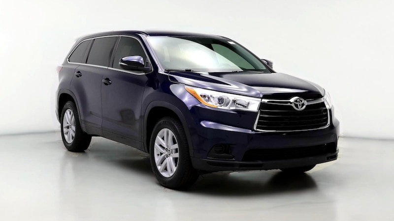 2016 Toyota Highlander LE Hero Image