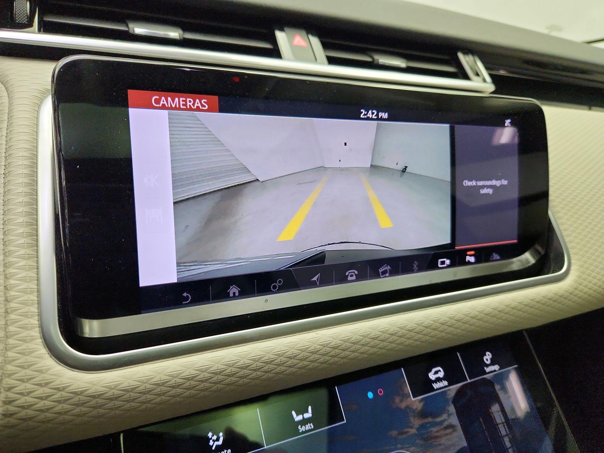 Thumbnail: 2019 Land Rover Range Rover Velar - 15