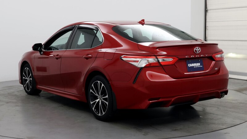 2020 Toyota Camry SE 2