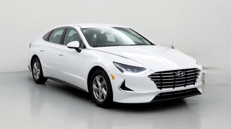 2022 Hyundai Sonata SE Hero Image