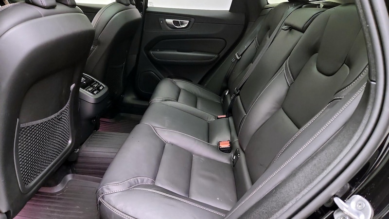 2024 Volvo XC60 B5 Ultimate 21