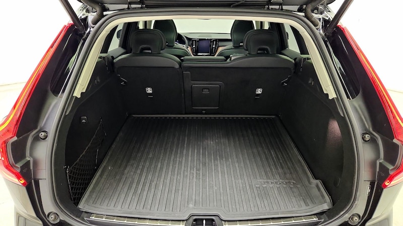 2024 Volvo XC60 B5 Ultimate 22