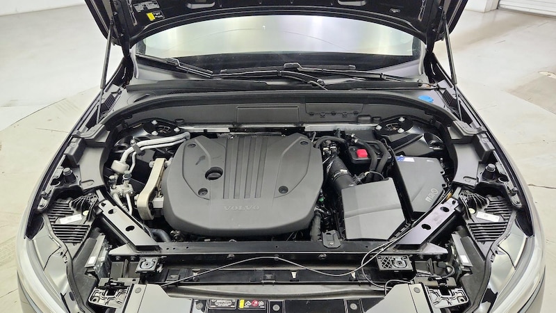 2024 Volvo XC60 B5 Ultimate 23