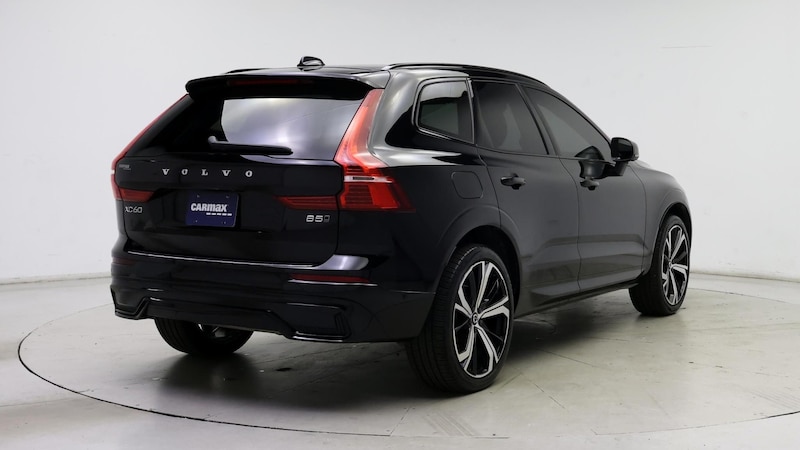 2024 Volvo XC60 B5 Ultimate 8