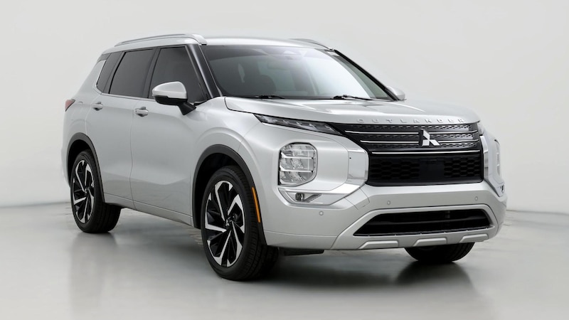 2023 Mitsubishi Outlander SEL Hero Image