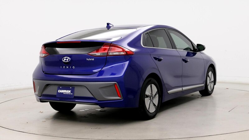 2022 Hyundai Ioniq SE 8