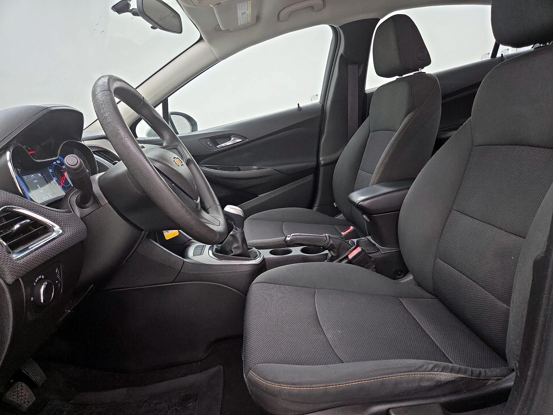Thumbnail: 2016 Chevrolet Cruze - 11
