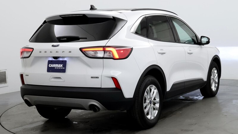 2022 Ford Escape SE 8