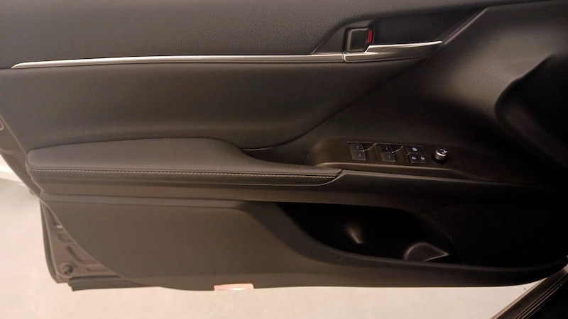 2021 Toyota Camry XSE 12