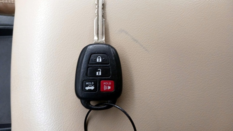 2015 Toyota Camry LE 22