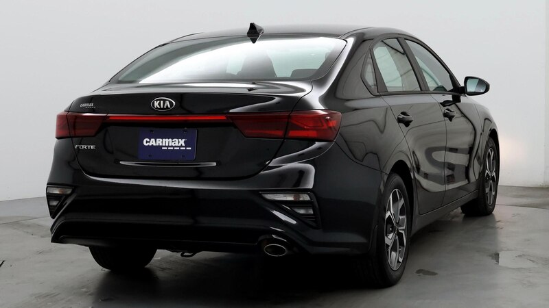 2021 Kia Forte LXS 8