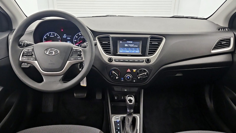 2019 Hyundai Accent SE 9