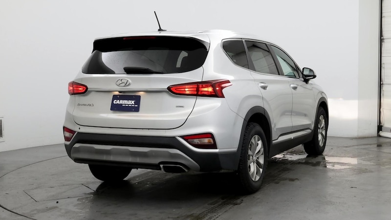 2019 Hyundai Santa Fe SE 8