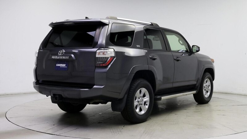 2022 Toyota 4Runner SR5 8