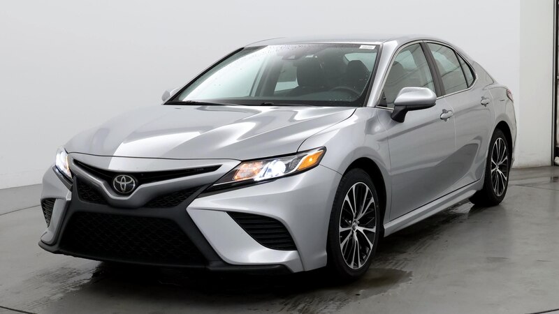 2019 Toyota Camry SE 4