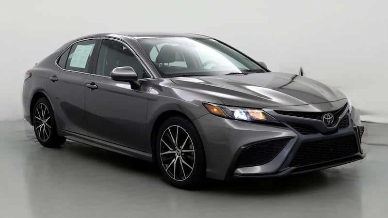 2021 Toyota Camry SE Hero Image