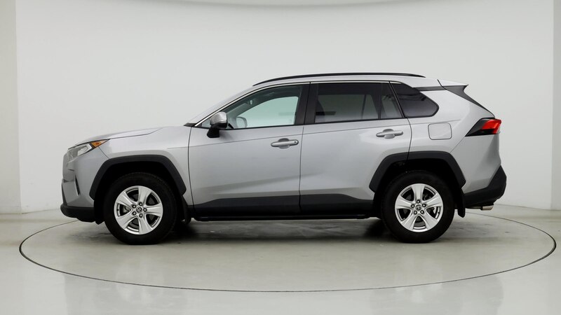 2021 Toyota RAV4 XLE 3