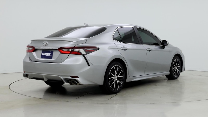 2022 Toyota Camry SE 8