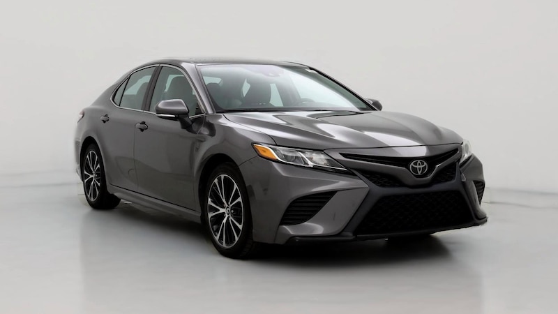 2020 Toyota Camry SE Hero Image