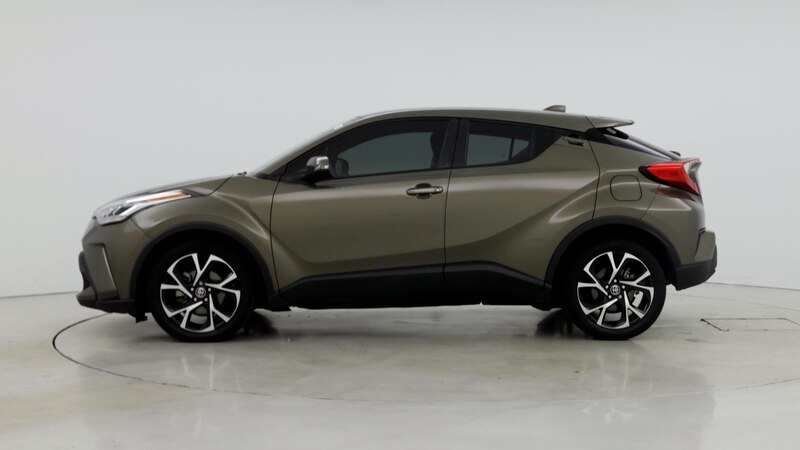 2021 Toyota C-HR XLE 3