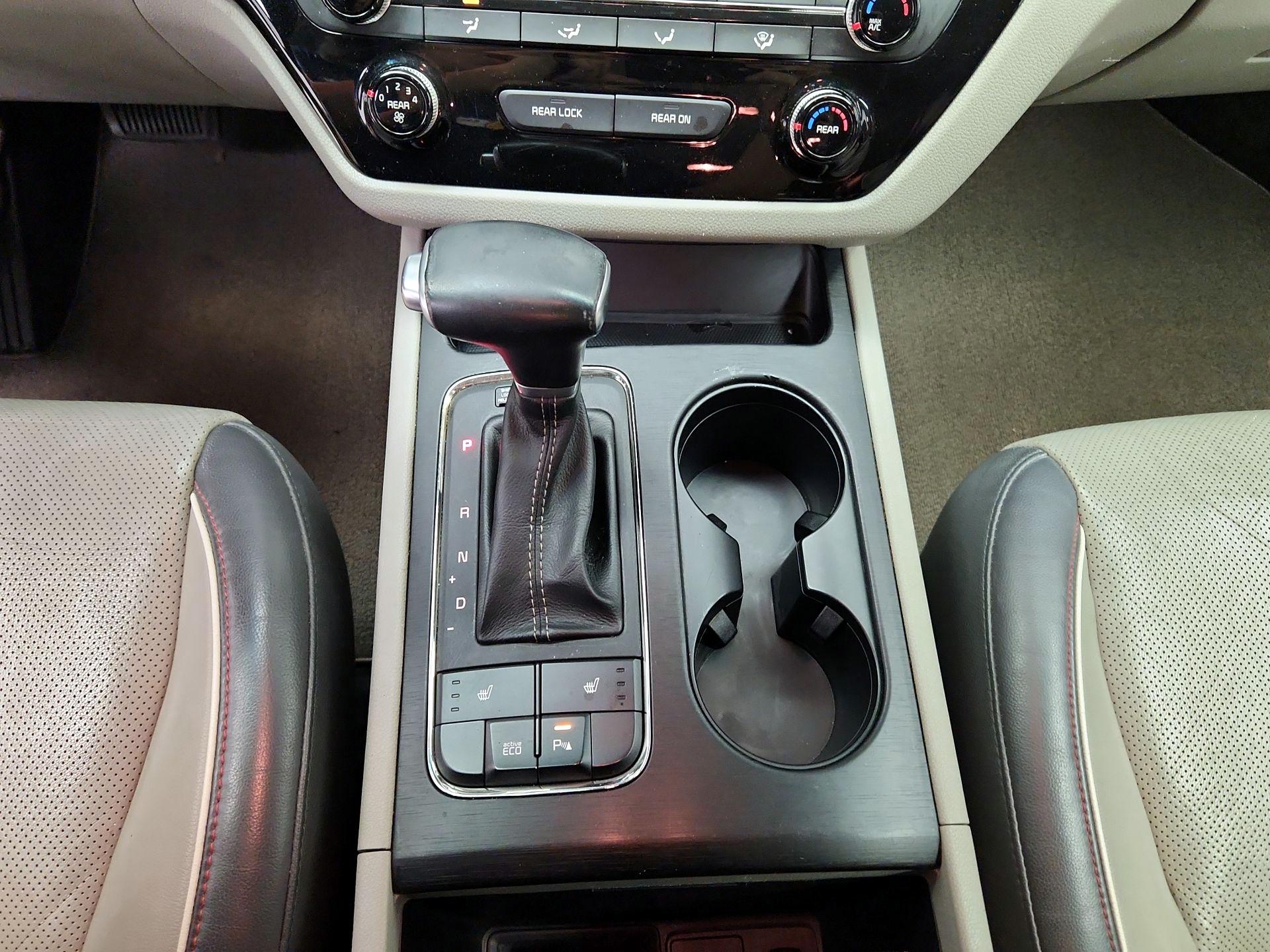 Thumbnail: 2017 Kia Sedona - 17