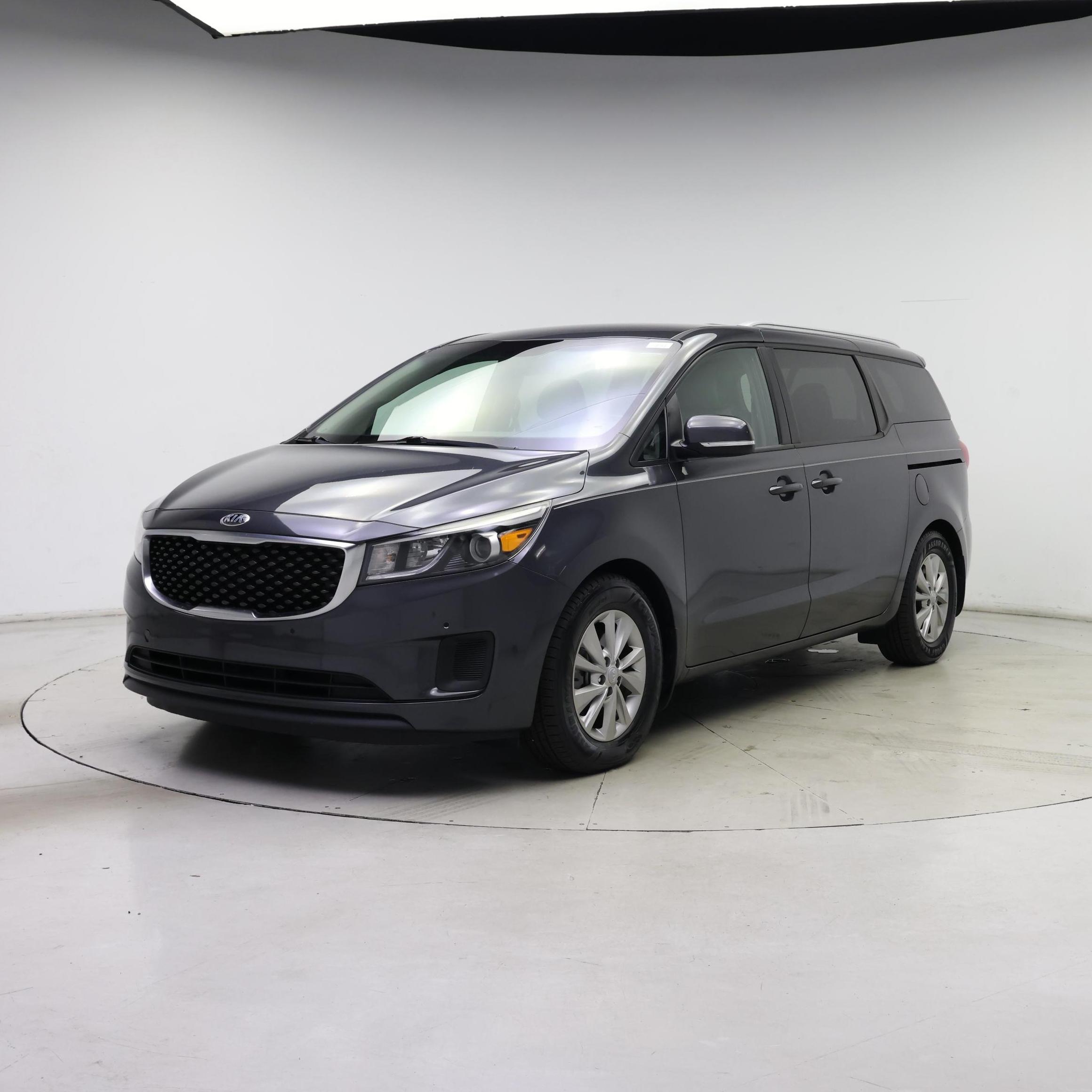 Thumbnail: 2017 Kia Sedona - 4