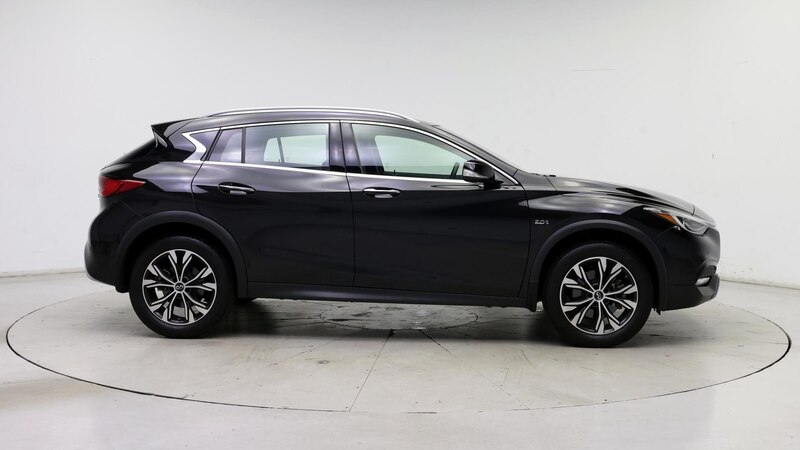 2019 INFINITI QX30 Essential 7