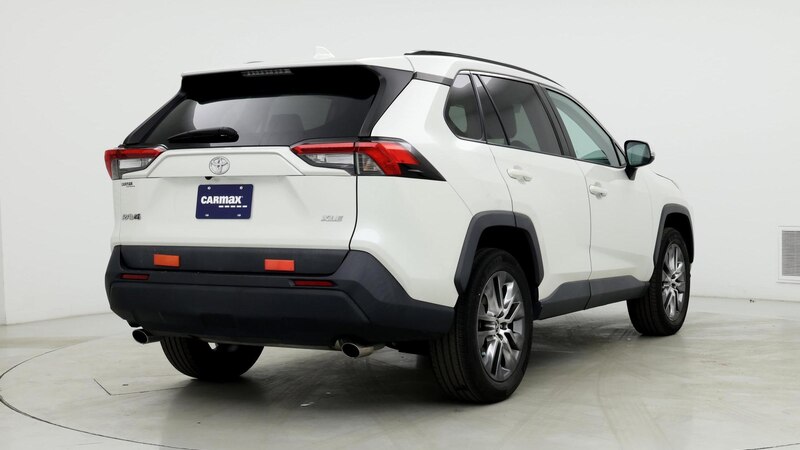 2021 Toyota RAV4 XLE Premium 8